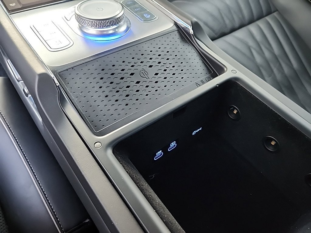 Used 2026 Genesis G90 3.5T AWD/4WD image 34