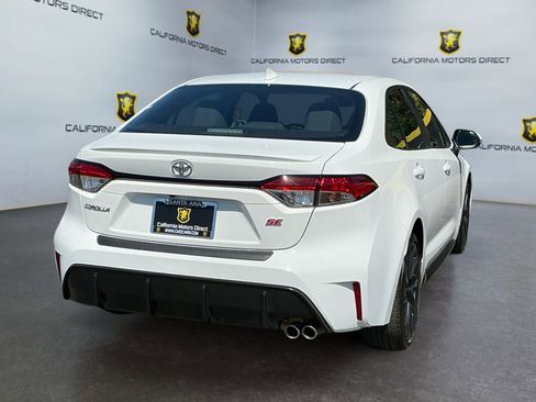 Used 2024 Toyota Corolla SE FWD image 5