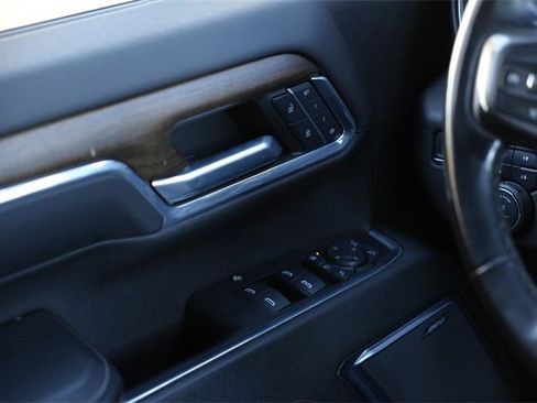 Used 2024 Chevrolet Silverado 2500 High Country w/ Technology Package image 20