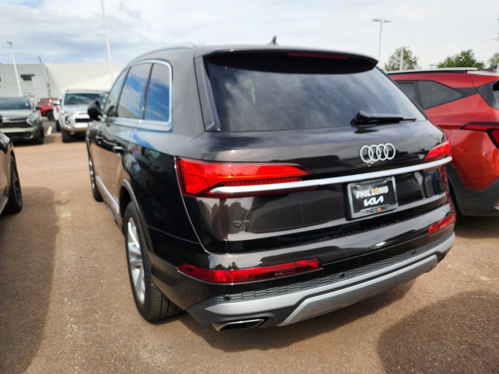 Used 2025 Audi Q7 2.0T Premium Plus w/ Premium Plus Package AWD/4WD image 16