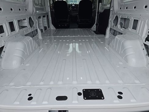 New 2025 Ford Transit 250 148 Medium Roof RWD image 12