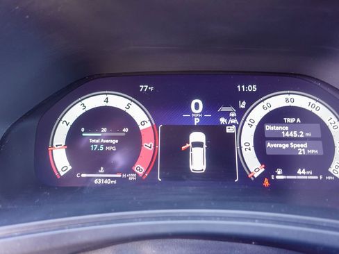 Used 2024 Toyota Grand Highlander AWD image 16