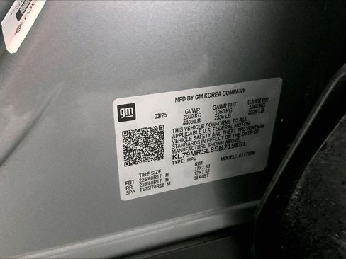 Used 2025 Chevrolet TrailBlazer LT AWD/4WD image 31