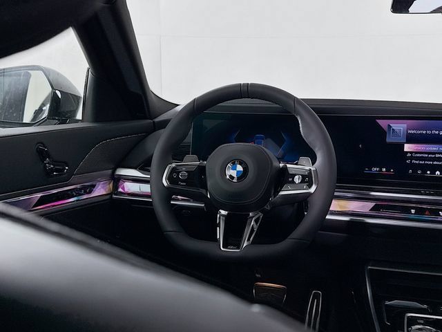 Used 2026 BMW 740i xDrive AWD/4WD image 11