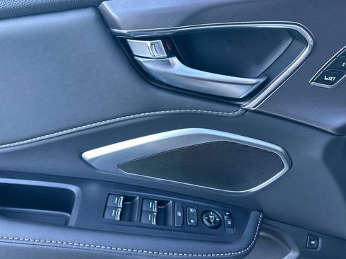 New 2026 Acura RDX SH-AWD image 11