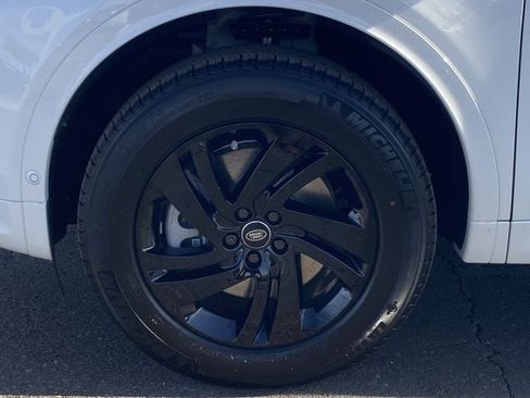New 2025 Land Rover Discovery Sport S AWD/4WD image 23