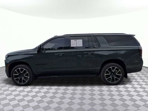 Used 2026 Chevrolet Suburban RST w/ Sun And Tow Package AWD/4WD image 7
