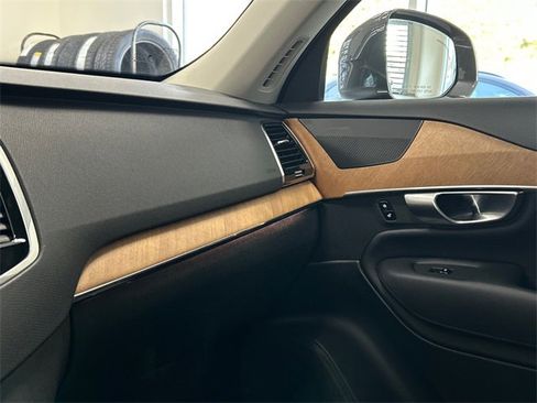 Certified 2024 Volvo XC90 T8 Plus image 19