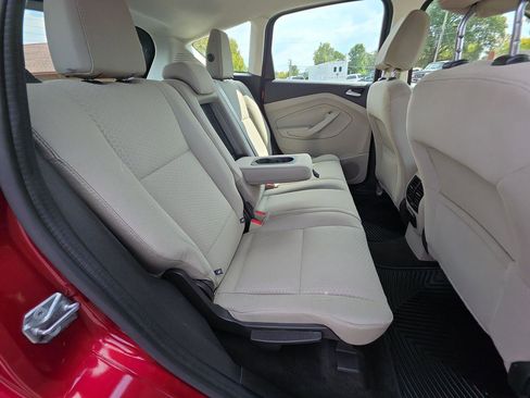 Used 2017 Ford C-MAX Energi SE w/ Equipment Group 401A image 7