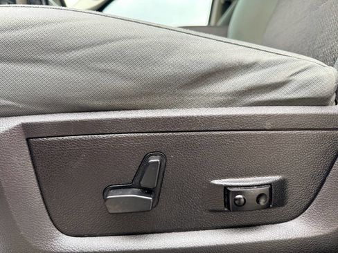 Used 2016 RAM 2500 Lone Star image 21