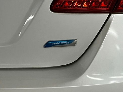 Used 2014 Nissan Sentra S image 28