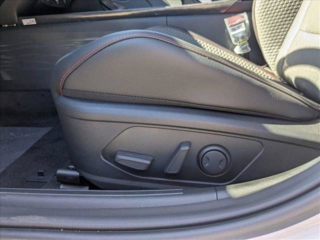 Used 2025 Hyundai Elantra N Line FWD image 4