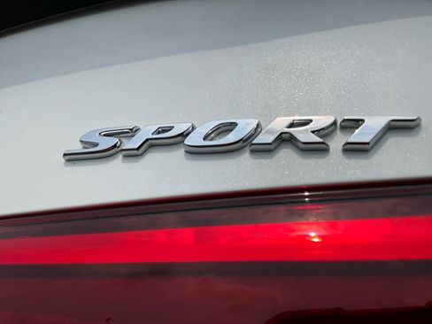 Used 2022 Honda Civic Sport image 21
