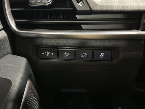 Used 2025 Kia Telluride EX AWD/4WD image 11