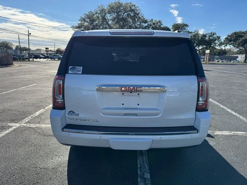 Used 2019 GMC Yukon XL Denali w/ Denali Ultimate Package image 7