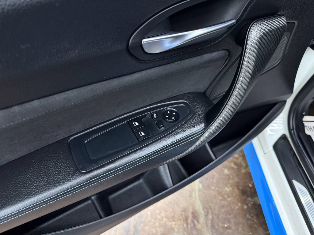 Used 2017 BMW M2 RWD image 12