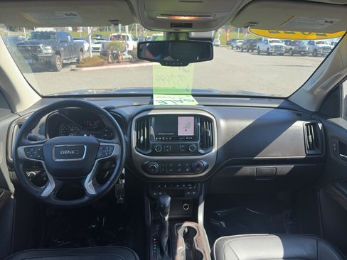 Used 2022 GMC Canyon Denali w/ Denali Black Edition Package image 19