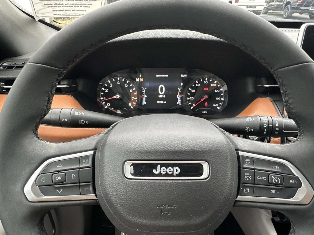 Used 2024 Jeep Compass Limited AWD/4WD image 20