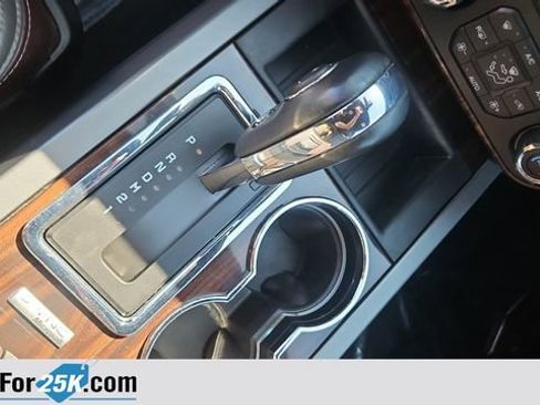 Used 2015 Ford Expedition Platinum AWD/4WD image 22