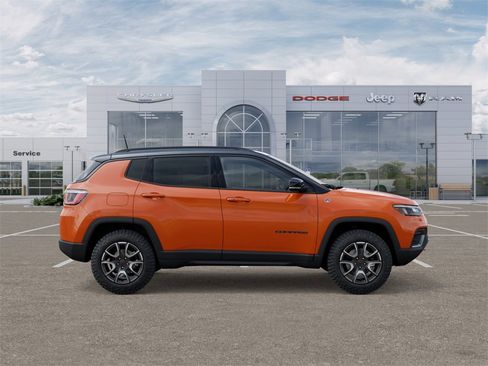 New 2026 Jeep Compass Trailhawk image 21