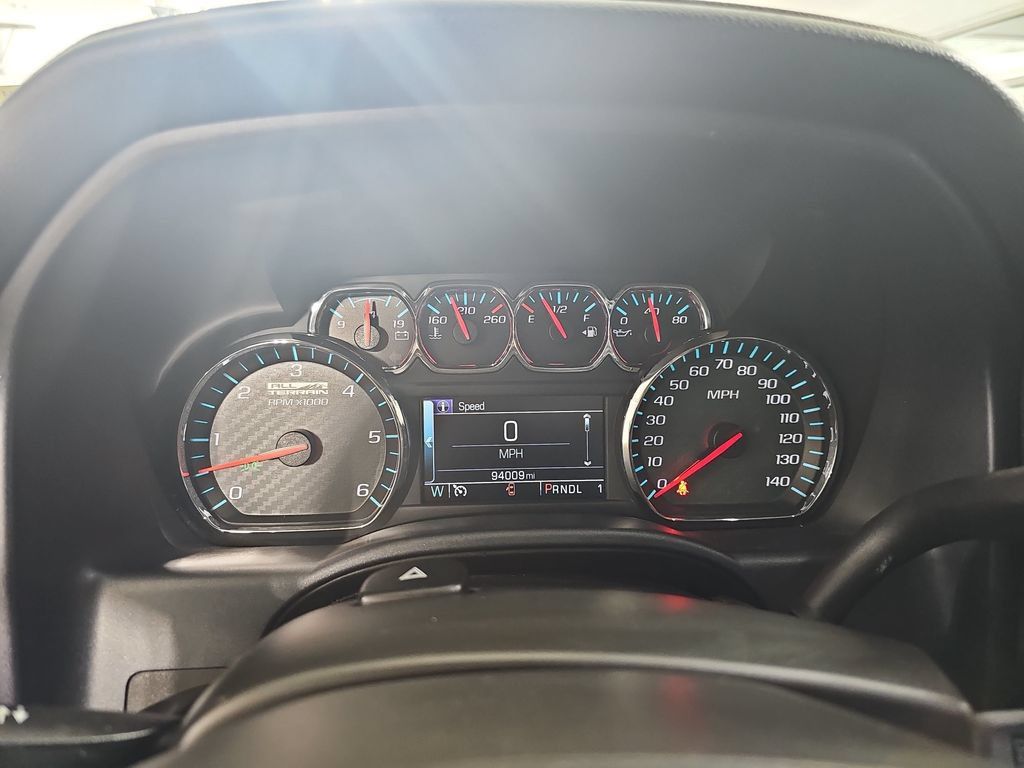Used 2018 GMC Sierra 2500 SLT w/ All Terrain HD Package AWD/4WD image 23