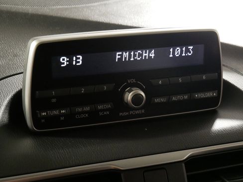 Used 2014 MAZDA MAZDA3 i Touring image 22