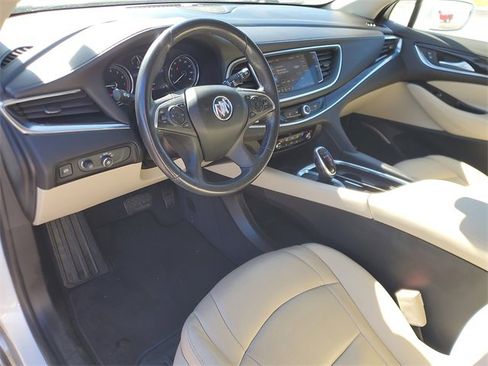 Used 2020 Buick Enclave Essence w/ Sound and Sites Package image 17