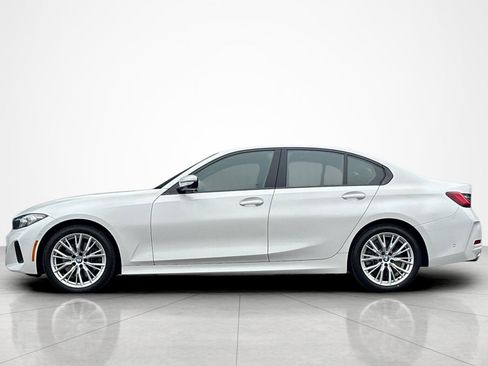 Used 2023 BMW 330i Sedan w/ Premium Package RWD image 2