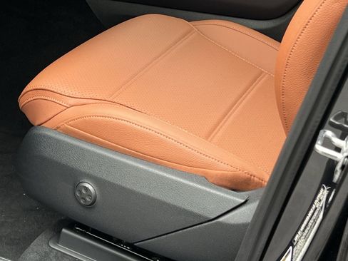 New 2026 Mercedes-Benz GLC 300 4MATIC image 19