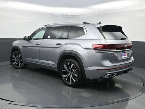 Used 2025 Volkswagen Atlas SEL Premium R-Line image 24