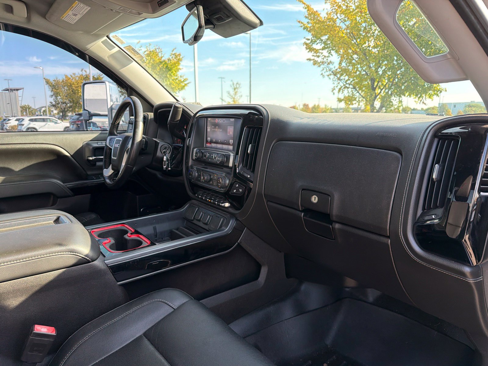 Used 2015 GMC Sierra 1500 SLT w/ SLT Crew Cab Value Package AWD/4WD image 38