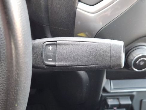 Used 2022 Chevrolet Silverado 2500 Custom w/ Custom Value Package image 27