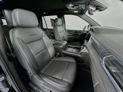 Used 2021 GMC Yukon Denali w/ Denali Ultimate Package image 31
