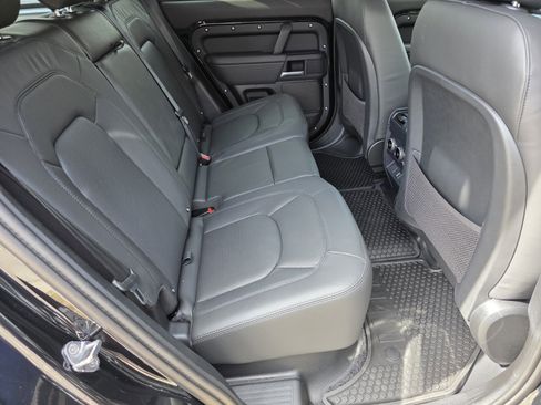 New 2026 Land Rover Defender 110 S image 5