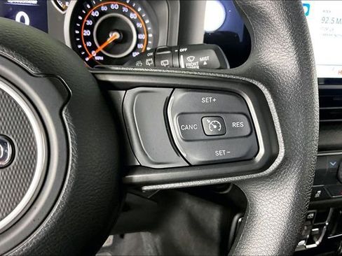 Used 2025 Jeep Wrangler Sport image 12