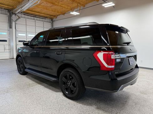 Used 2021 Ford Expedition XLT RWD image 8