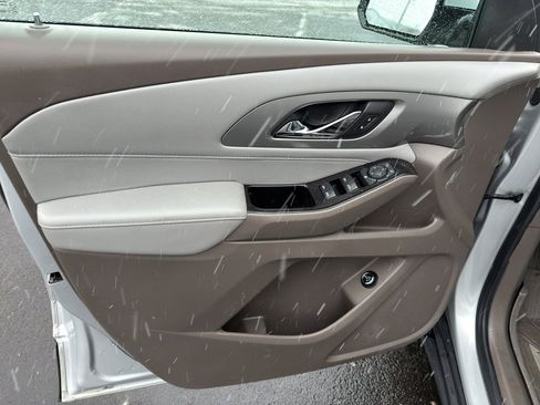 Used 2020 Chevrolet Traverse LT w/ LPO, Floor Liner Package image 14