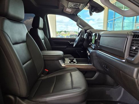 Used 2025 GMC Sierra 2500 SLT w/ Texas SLT Premium Package image 27