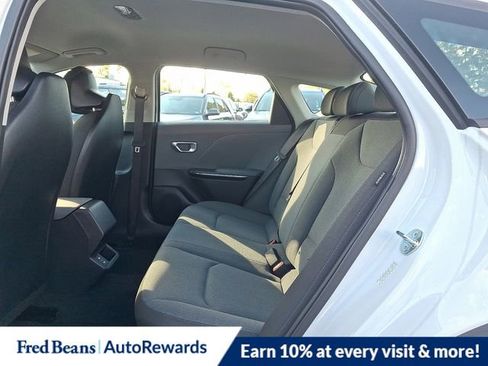 New 2025 Kia K4 LXS image 6