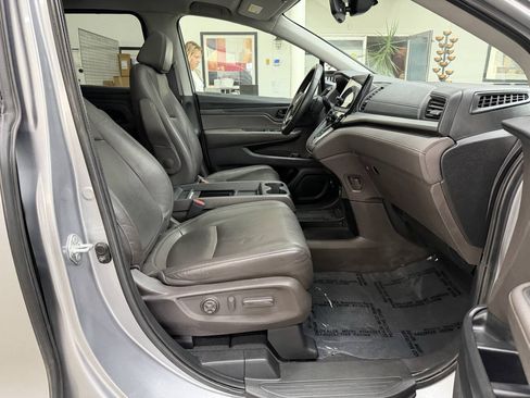Used 2022 Honda Odyssey EX-L image 16