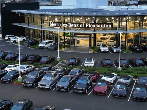 Used 2020 Tesla Model X Long Range 4D Sport Utility image 10