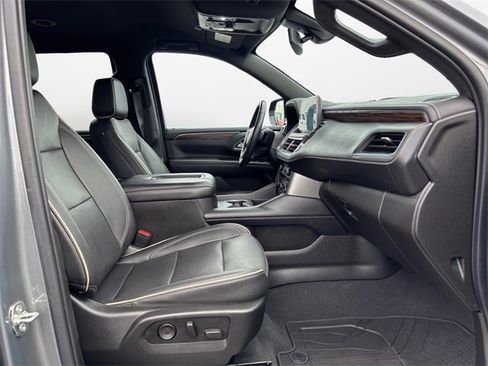 Used 2021 Chevrolet Tahoe Premier image 15