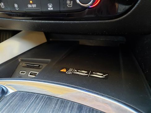 Used 2023 Buick Enclave Avenir w/ Avenir Technology Package image 20