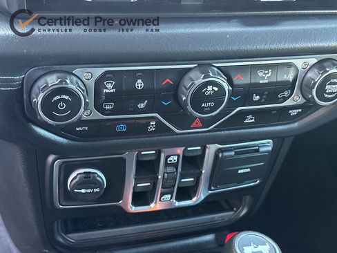 Certified 2025 Jeep Wrangler Unlimited Sahara AWD/4WD image 20