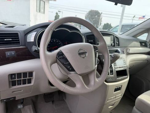 Used 2016 Nissan Quest SV FWD image 11