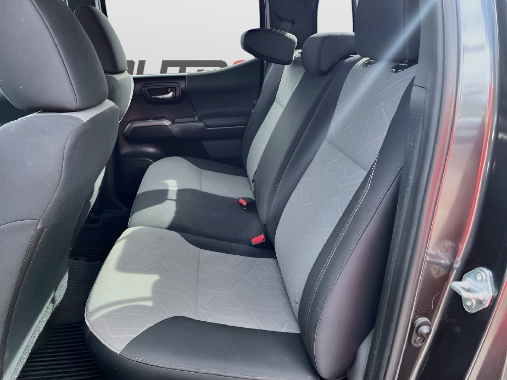 Used 2023 Toyota Tacoma TRD Sport AWD/4WD image 23