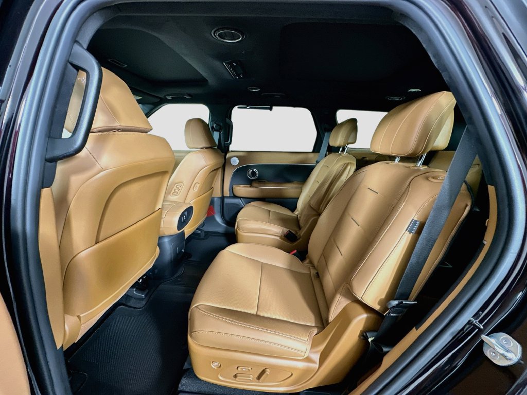 New 2027 Hyundai Palisade Calligraphy FWD image 17