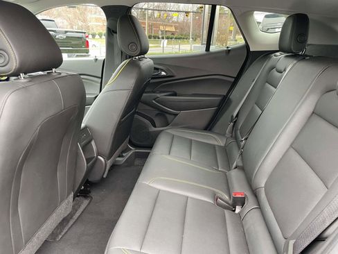 Used 2024 Chevrolet Trax ACTIV w/ Driver Confidence Package image 15