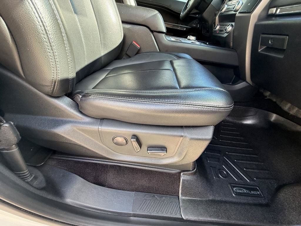 Used 2021 Ford Expedition XLT RWD image 18