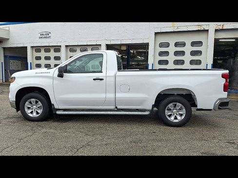 Certified 2025 Chevrolet Silverado 1500 W/T RWD image 5